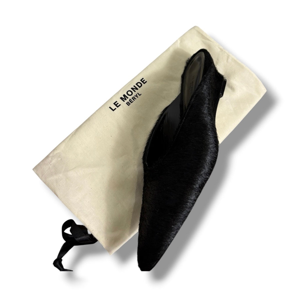 Le Monde Béryl 'Victoria' Micro Wedge - Size 38 - Excellent Condition