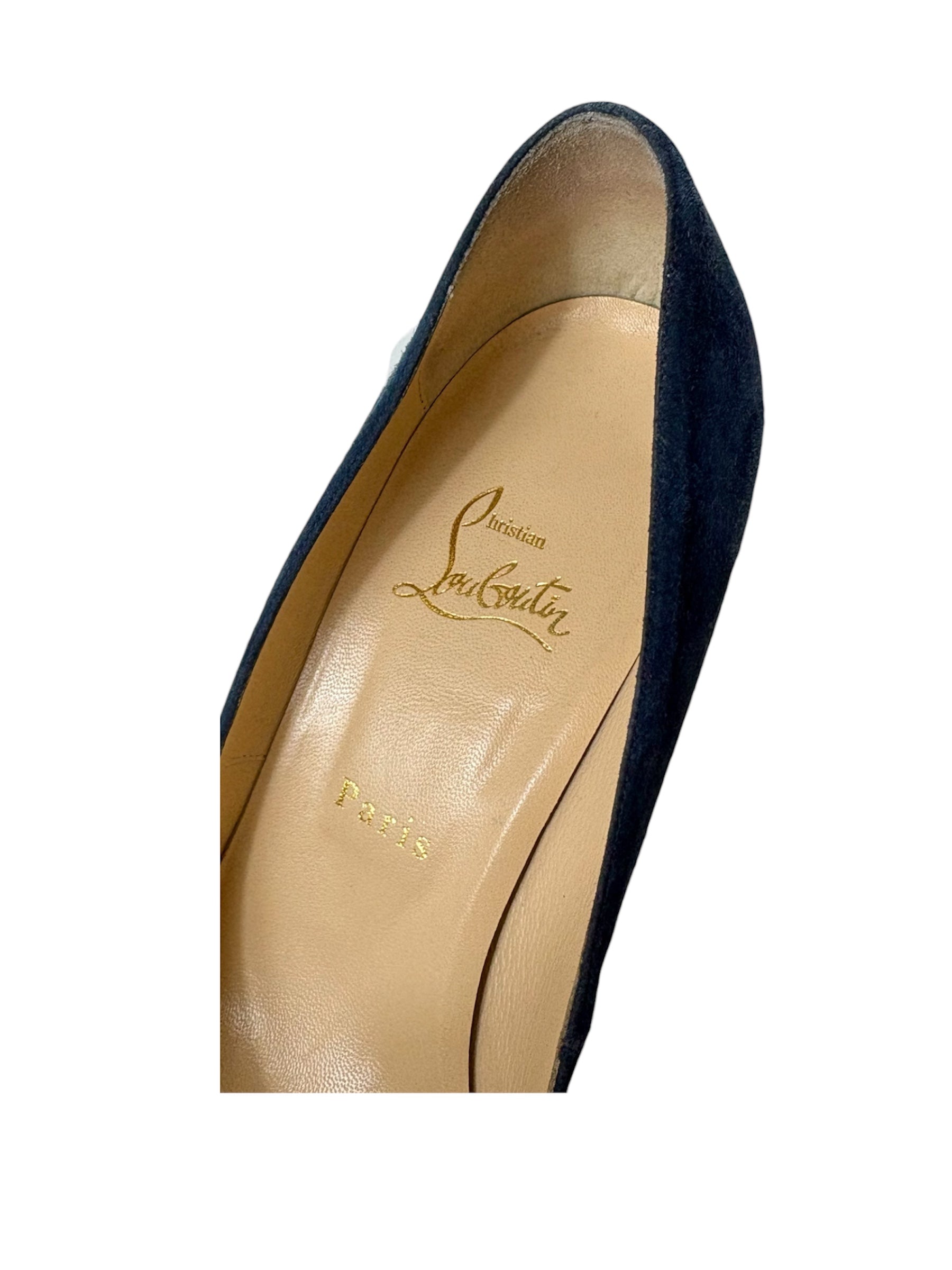 Louboutin New Simple Pumps - Size 39 - Very Good Condition