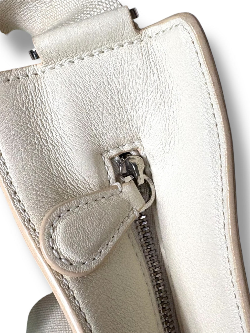 The Row Slouchy Banana Textured Leather Shoulder Bag - Very Good Condition