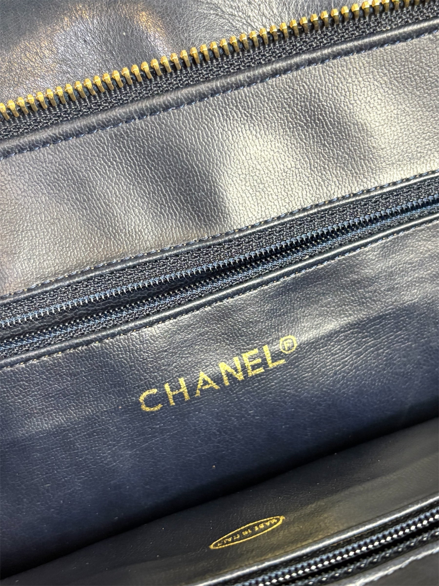 1989 Vintage Chanel Quilted Handbag - Excellent Condition