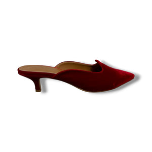 Le Monde Béryl Velvet Kitten Heels - Size 38 - Very Good Condition