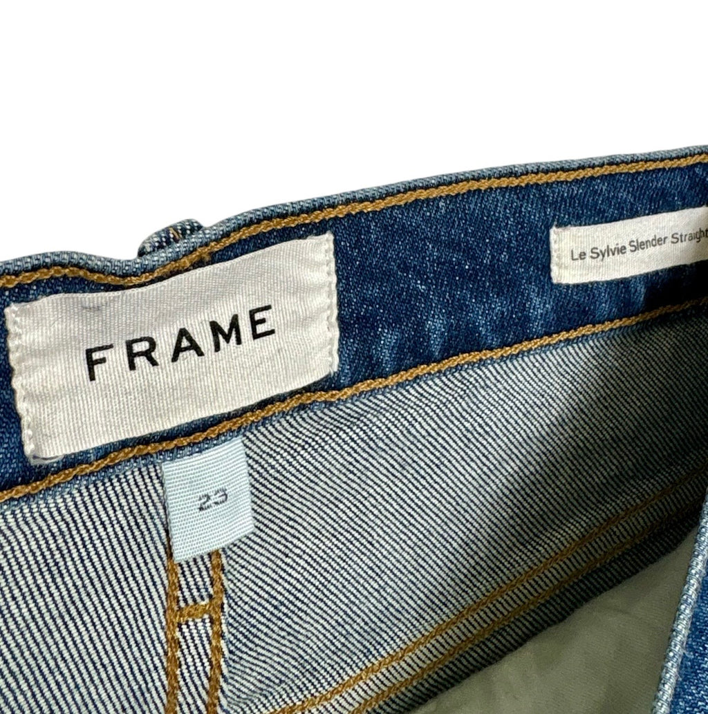 Frame Le Sylvie Slender Straight Jeans - Size 23 - Excellent Condition