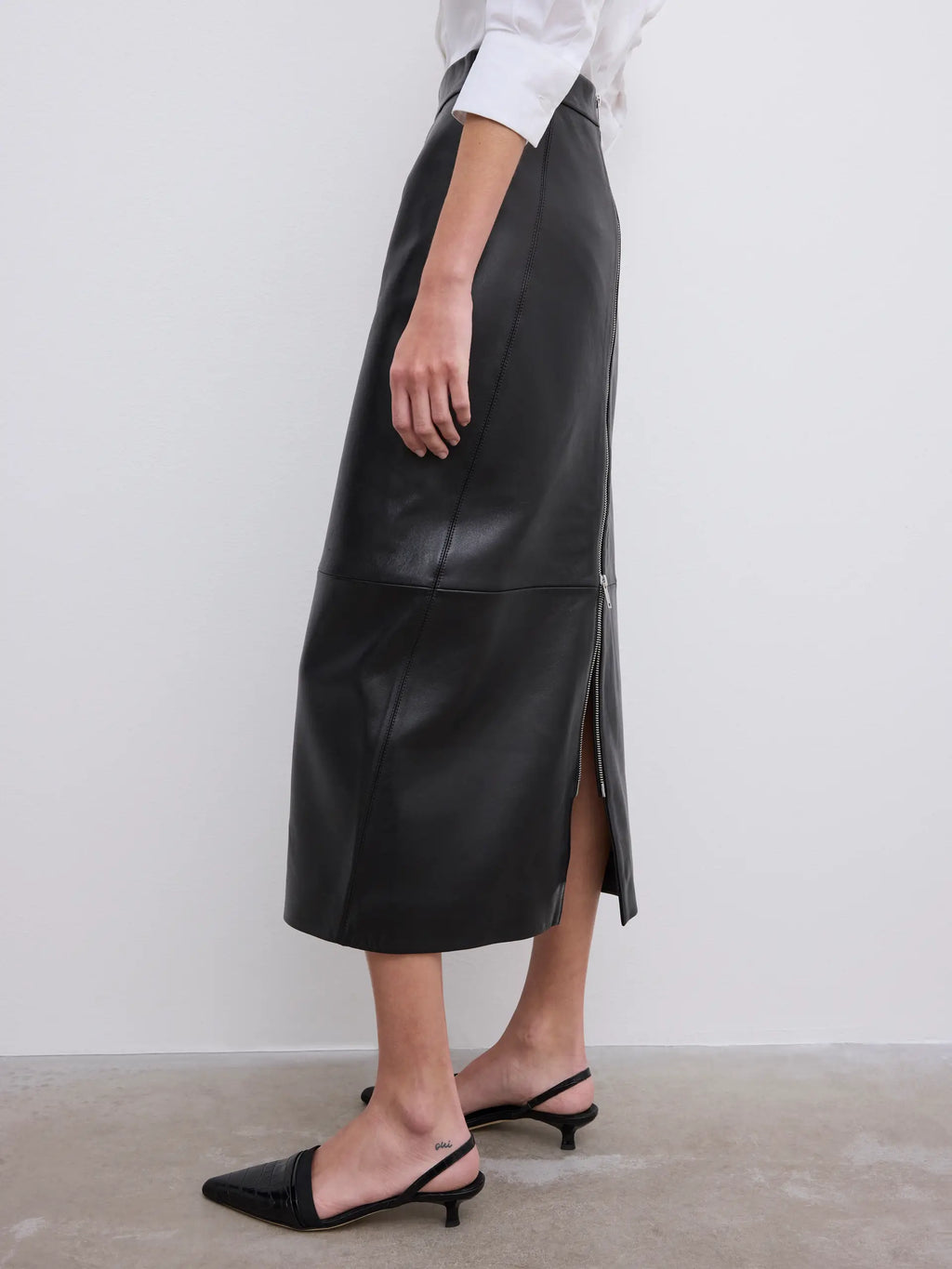 2026 House of Dagmar Midi Skirt - Size 36 - Brand New With Tags