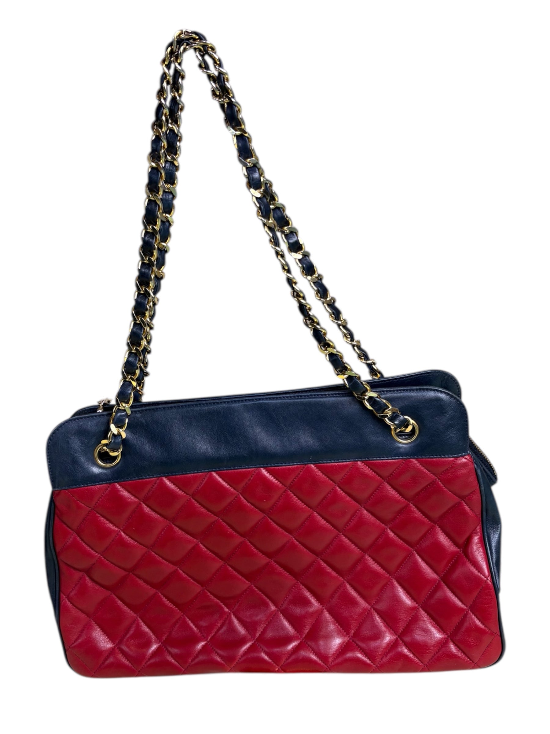 1989 Vintage Chanel Quilted Handbag