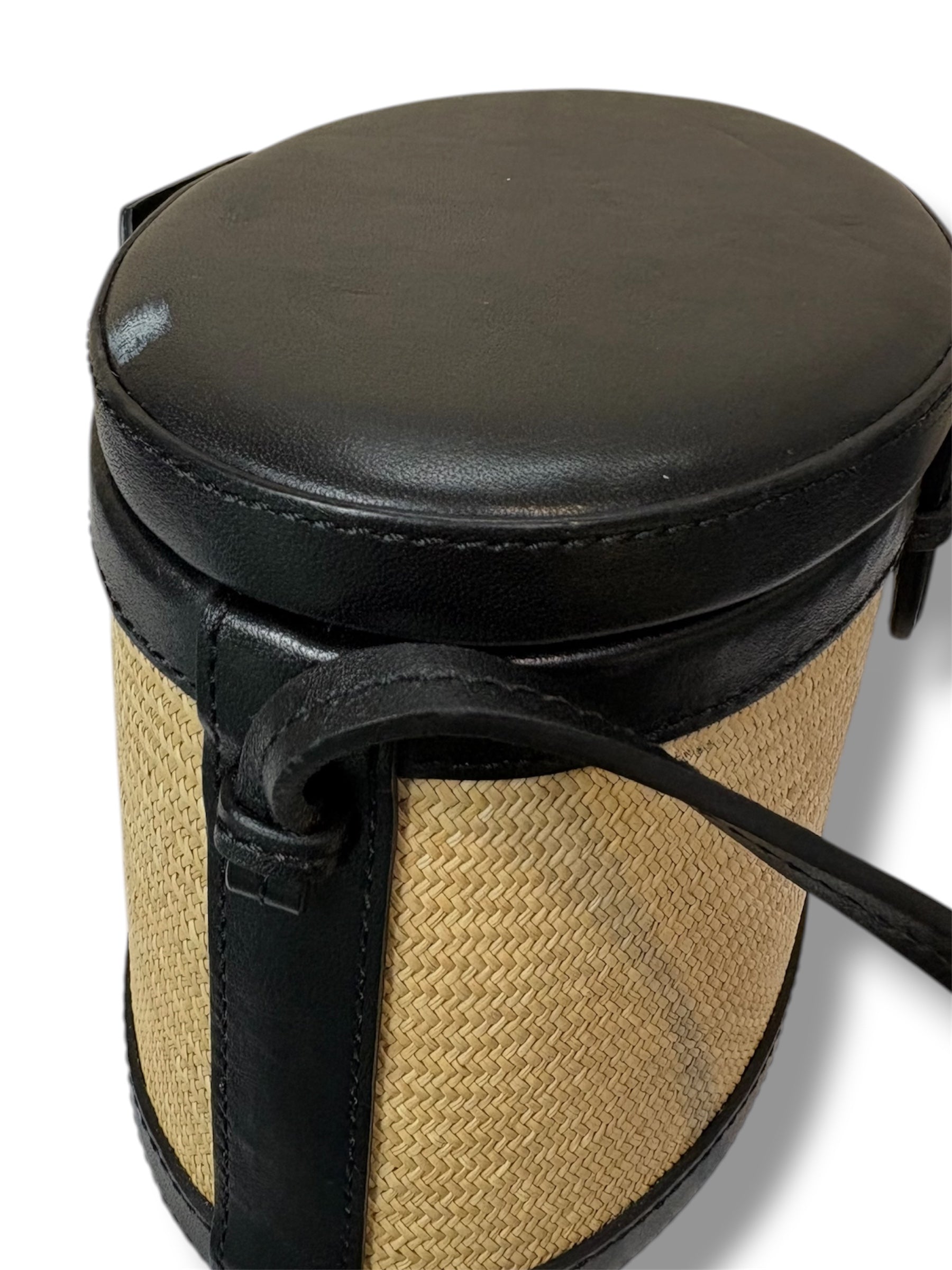 Hunting Season Raffia Oval Box Bag - Good Condition
